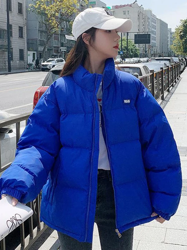 Women's Short Thickened Cotton Jacket Autumn Winter Warm Stand Collar Windproof Casual Bread Style Coat Sweet Style Loose Fit
Women's Short Thickened Cotton Jacket Autumn Winter Warm Stand Collar Windproof Casual Bread Style Coat Sweet Style Loose Fit