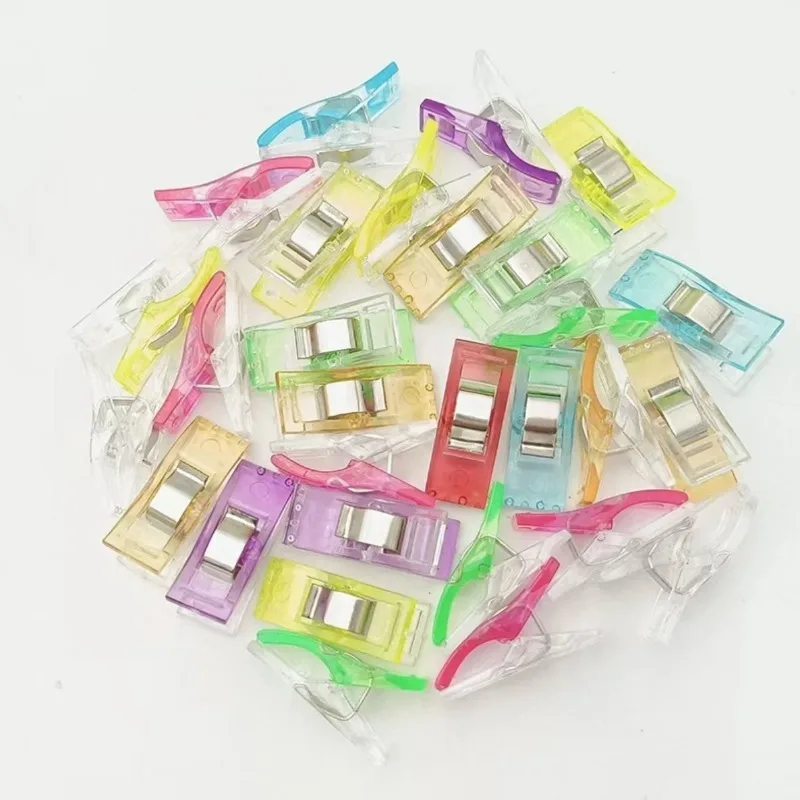 10Pcs multi-color binder, plastic strong long tail clip, sewing finishing and positioning, multi-functional handmade accessories, random color delivery.
10Pcs multi-color binder, plastic strong long tail clip, sewing finishing and positioning, multi-functional handmade accessories, random color delivery.