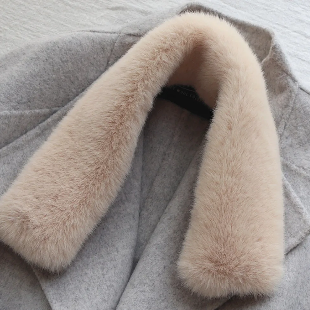 1Pcs Elegant Winter Scarf Warm Neck Gaiter for Women Delicate Design Soft Comfortable Scarf Stand Out Style Solid Color
1Pcs Elegant Winter Scarf Warm Neck Gaiter for Women Delicate Design Soft Comfortable Scarf Stand Out Style Solid Color