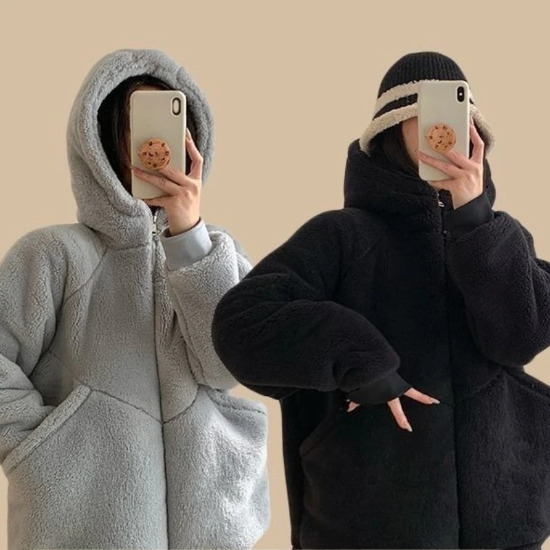Men Women of The Same Style Double-layer Composite Fleece Thickened Hooded Warm and Fashionable Can Be Worn Outside Loungewear
Men Women of The Same Style Double-layer Composite Fleece Thickened Hooded Warm and Fashionable Can Be Worn Outside Loungewear