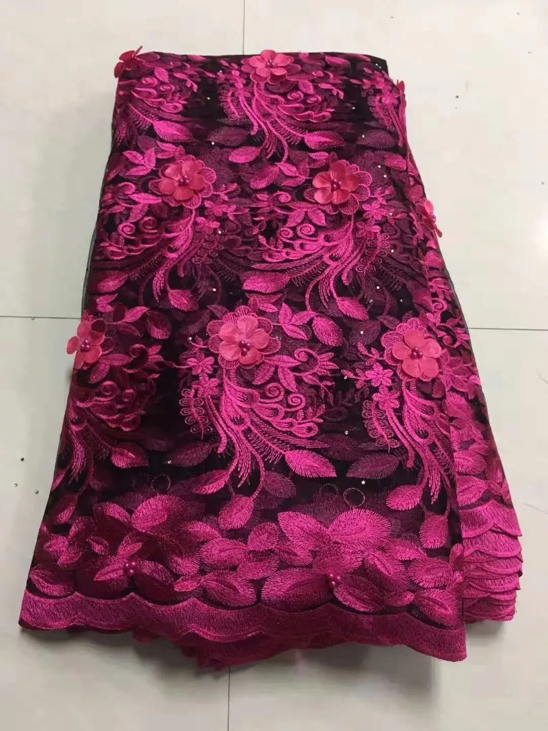 High Quality African Lace Fabric for Wedding 2018 Embroidered France Mesh Lace Fabrics Multicolor Nigerian Guipure Cord Lace
High Quality African Lace Fabric for Wedding 2018 Embroidered France Mesh Lace Fabrics Multicolor Nigerian Guipure Cord Lace