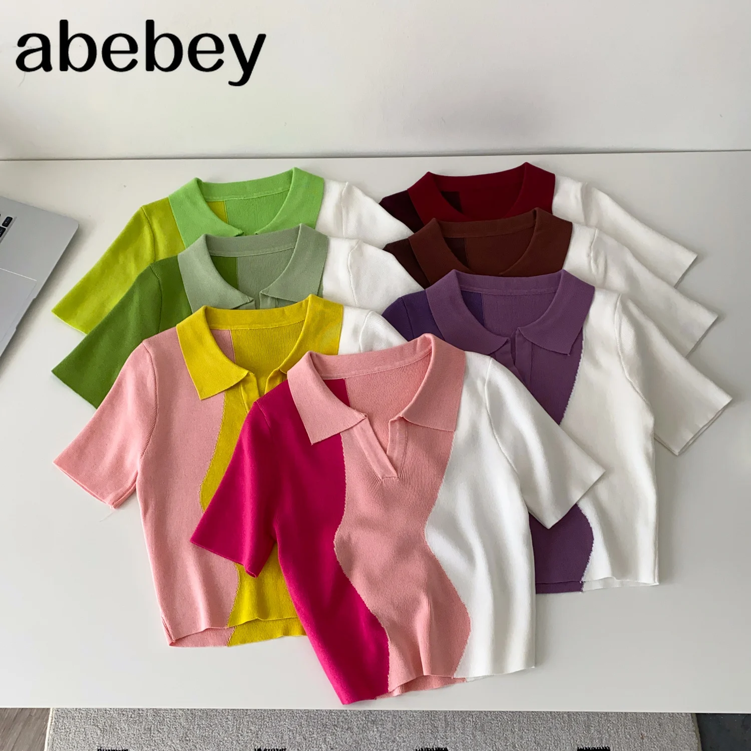 New Contrast Pattern Collared Sweater Versatile Short Sleeve Short Knitted Top For Spring & Summer Women's Clothing Crop Top
New Contrast Pattern Collared Sweater Versatile Short Sleeve Short Knitted Top For Spring & Summer Women's Clothing Crop Top