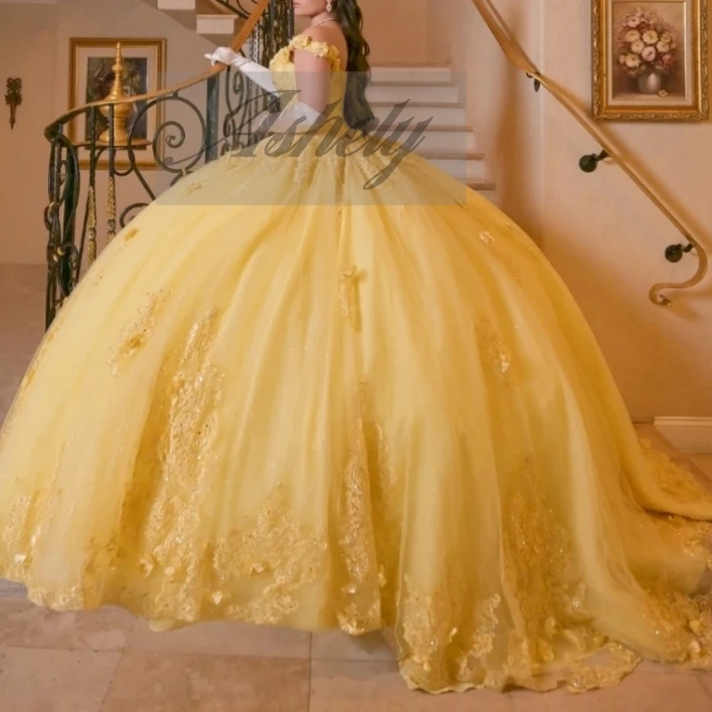 Очаровательные желтые платья Quinceanera, кружевной корсет с аппликацией, пышный выпускной вечер, день рождения, 16, платье de 15 лет quinceañeras по индивидуальному заказу
Очаровательные желтые платья Quinceanera, кружевной корсет с аппликацией, пышный выпускной вечер, день рождения, 16, платье de 15 лет quinceañeras по индивидуальному заказу