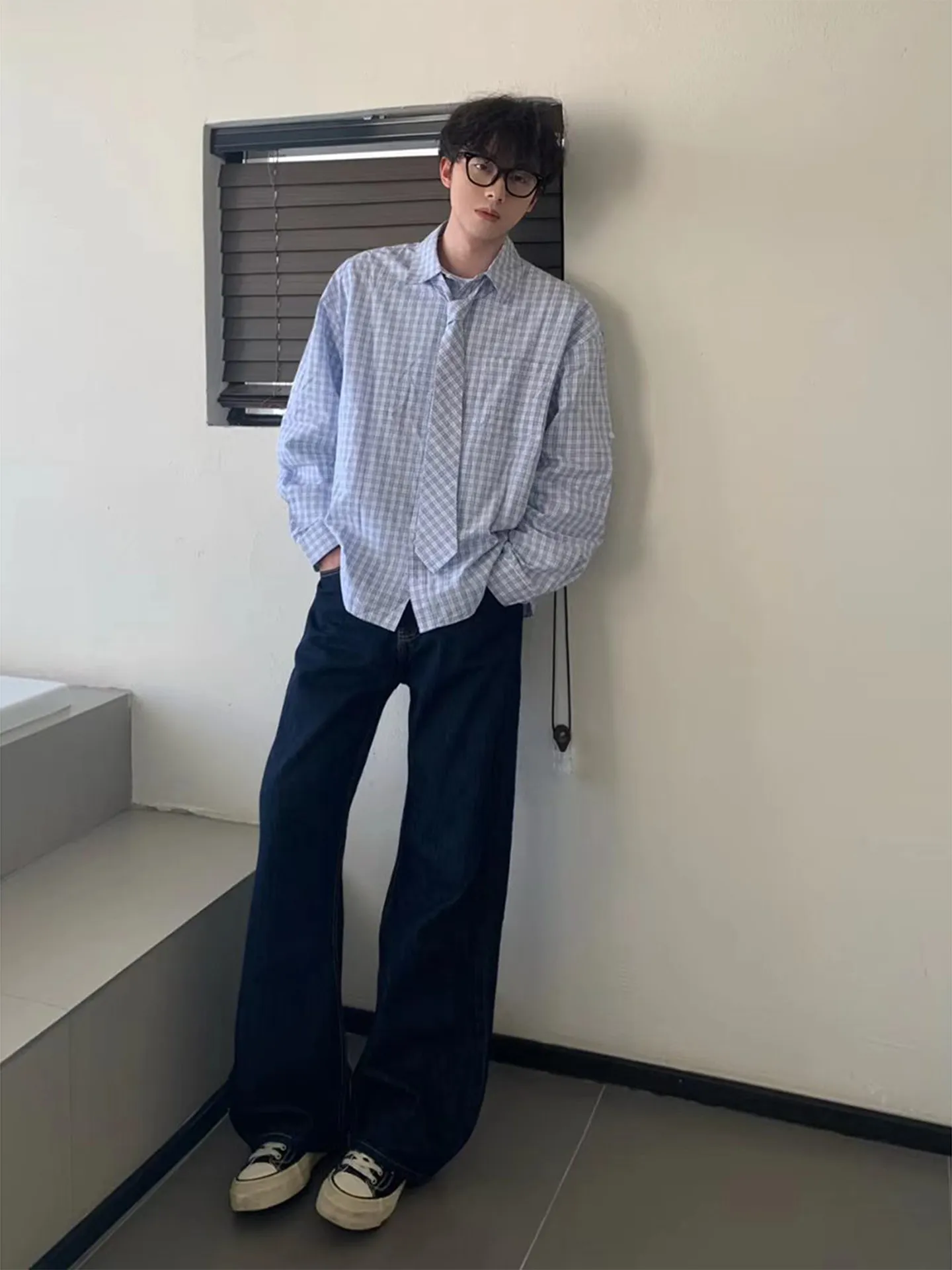 Blue Original Denim Men's Jeans Spring American Retro Bent Knife Pants Straight Leg Micro Flare Trousers Durable Zipper Fly
Blue Original Denim Men's Jeans Spring American Retro Bent Knife Pants Straight Leg Micro Flare Trousers Durable Zipper Fly