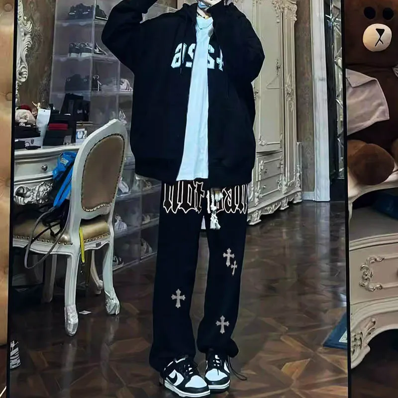 Women's spring and autumn casual long pants with fashion high street straight leg loose sports wide leg pants
Women's spring and autumn casual long pants with fashion high street straight leg loose sports wide leg pants