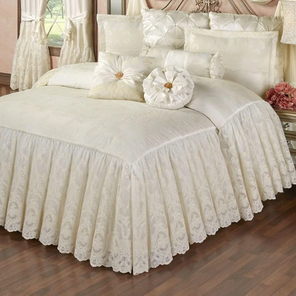 Lace Luxury Washable Polyester Bedding Set Vintage Elegant Pearl Scroll Leaf Floral Cameo Quilting Embroidered Set of Three Ful
Lace Luxury Washable Polyester Bedding Set Vintage Elegant Pearl Scroll Leaf Floral Cameo Quilting Embroidered Set of Three Ful