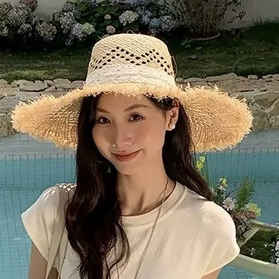 Women's Summer Vacation-Style Straw Hat: Wide Brim, Sun Protection, Frayed Edges, Elegant Beach Hat
Women's Summer Vacation-Style Straw Hat: Wide Brim, Sun Protection, Frayed Edges, Elegant Beach Hat