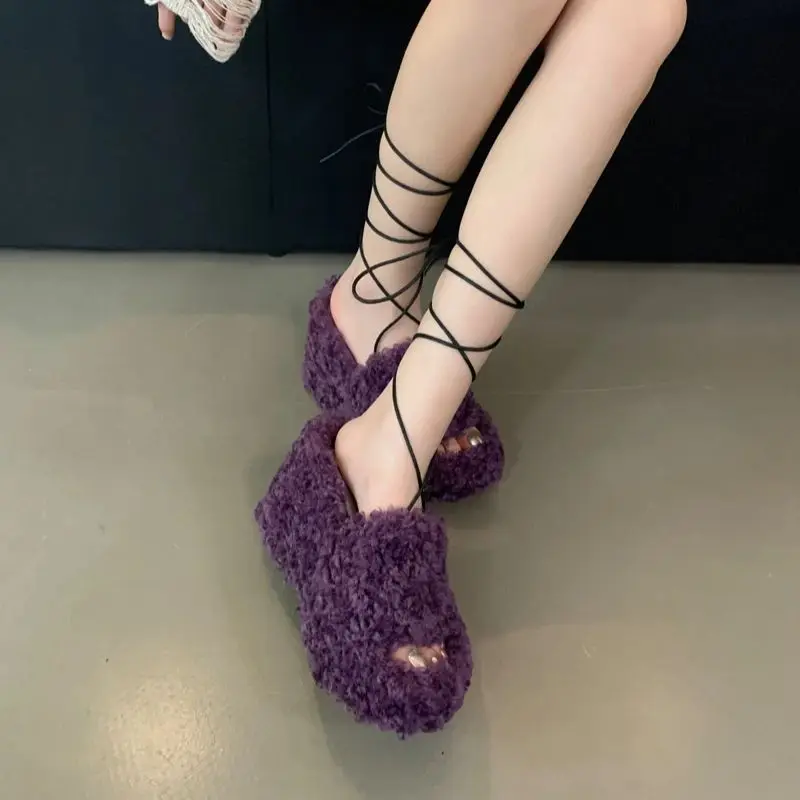 Фиолетовые меховые босоножки на танкетке, женские осенние пушистые туфли на платформе и каблуке, босоножки на высоком каблуке с перекрестным ремешком, Noires Femmes
Фиолетовые меховые босоножки на танкетке, женские осенние пушистые туфли на платформе и каблуке, босоножки на высоком каблуке с перекрестным ремешком, Noires Femmes