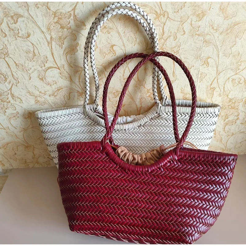 Handmade French Woven Tote Bag Top Layer Genuine Cowhide Leather Large Capacity Beach Shoulder Handbag Retro Casual Vacation
Handmade French Woven Tote Bag Top Layer Genuine Cowhide Leather Large Capacity Beach Shoulder Handbag Retro Casual Vacation