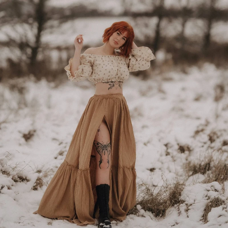 Maternity Boho Two-Pieces Dress Muslin Vintage Top and Skirt Dress For The Women's Session Photo Props Pregnancy Photo Shoot
Maternity Boho Two-Pieces Dress Muslin Vintage Top and Skirt Dress For The Women's Session Photo Props Pregnancy Photo Shoot