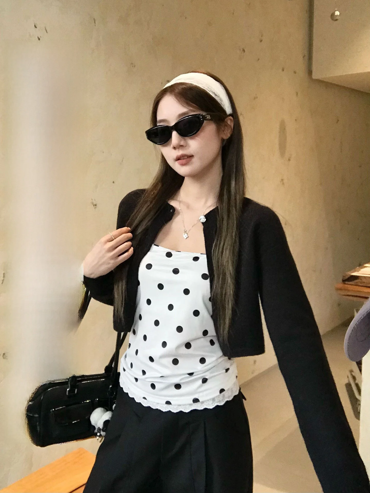 Black Knitted Open Cardigan Women's Long Sleeve Short Outerwear Spring 2026 New Style Casual Fit Polyester Nylon Blend Warmth
Black Knitted Open Cardigan Women's Long Sleeve Short Outerwear Spring 2026 New Style Casual Fit Polyester Nylon Blend Warmth
