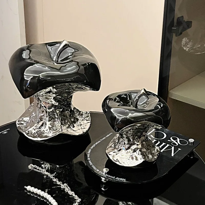 Electroplated Ceramic Apple Home Decoration, Living Room TV Cabinet, Wine Cabinet, Home Decoration, Lobby Study, Bookshelf
Electroplated Ceramic Apple Home Decoration, Living Room TV Cabinet, Wine Cabinet, Home Decoration, Lobby Study, Bookshelf