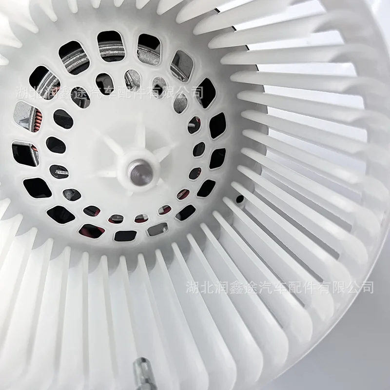 Applicable to Peugeot old 408 blower assembly C4 Sega car air conditioner heater assembly C4L air conditioner fan
Applicable to Peugeot old 408 blower assembly C4 Sega car air conditioner heater assembly C4L air conditioner fan