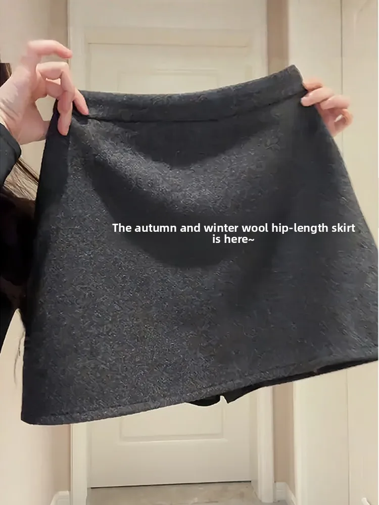 Юбка-трапеция с высокой талией, облегающая, утягивающая, для повседневной носки, в корейском стиле, из утолщенной хлопковой смеси, короткая, для женщин
Юбка-трапеция с высокой талией, облегающая, утягивающая, для повседневной носки, в корейском стиле, из утолщенной хлопковой смеси, короткая, для женщин