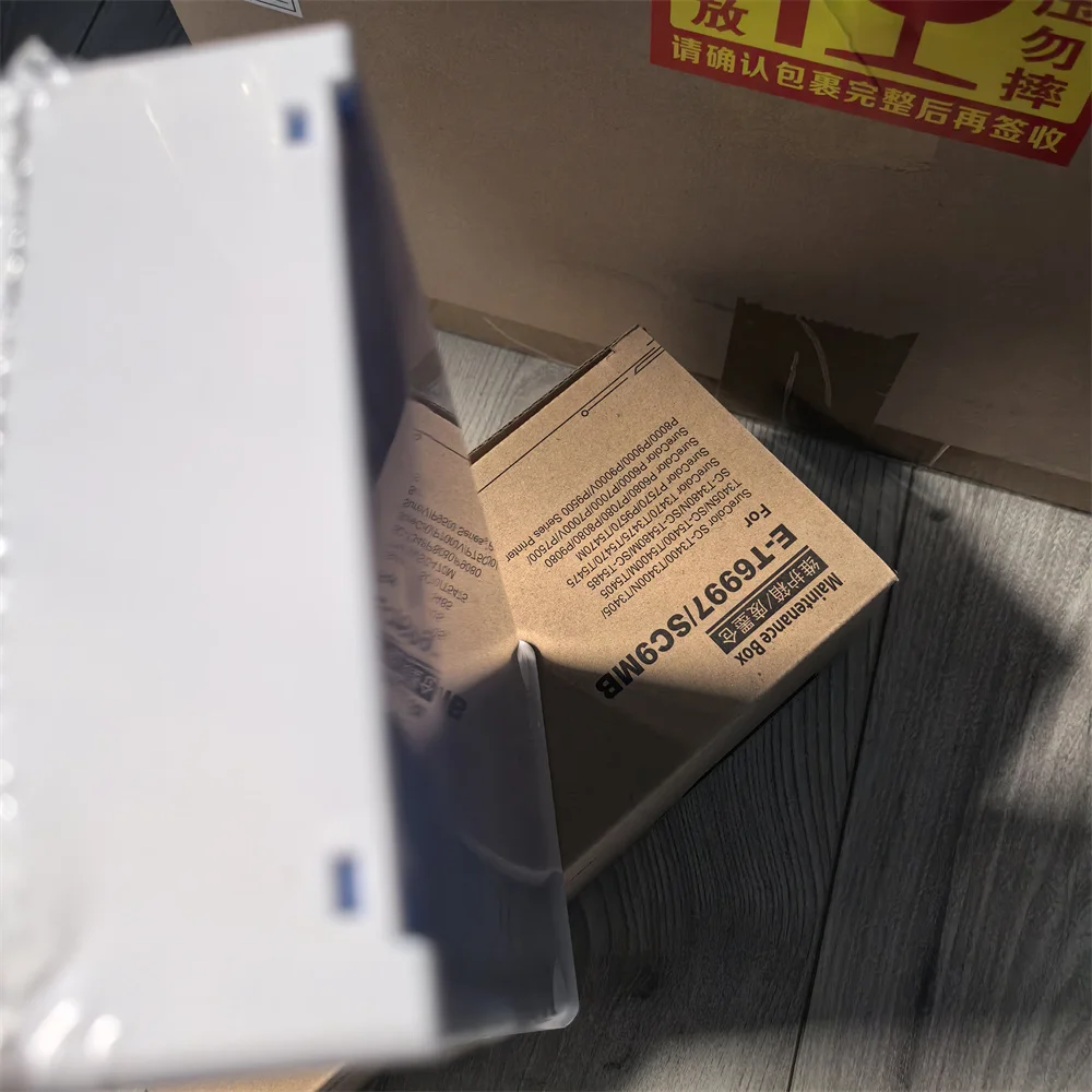 T699700 T6997 C13T699700 Резервуар для отработанных чернил для EPSON Pro P6000 P6080 P7000 P7080 P8000 P8080 P9000 Коробка для обслуживания с чипом
T699700 T6997 C13T699700 Резервуар для отработанных чернил для EPSON Pro P6000 P6080 P7000 P7080 P8000 P8080 P9000 Коробка для обслуживания с чипом