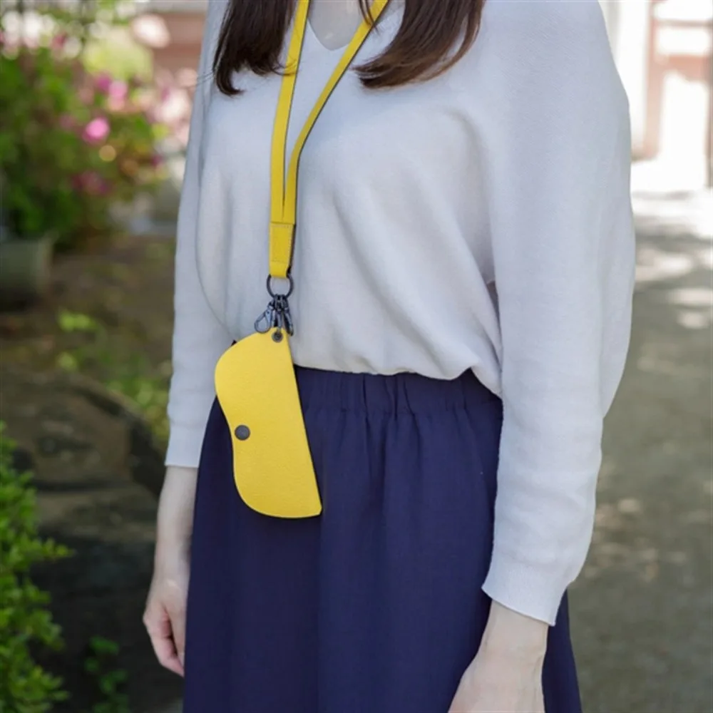 PU Leather Sunglasses Storage Bag Solid Color Durable Sunglasses Pouch with Lanyard Portable SunGlasses Holder
PU Leather Sunglasses Storage Bag Solid Color Durable Sunglasses Pouch with Lanyard Portable SunGlasses Holder