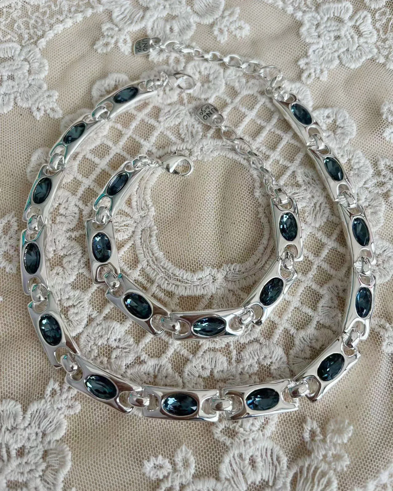 2024 Spanish Creative Design, Fashionable Silver Plated Charm, High Quality Gemstones Women's Necklace Jewelry Gifts
2024 Spanish Creative Design, Fashionable Silver Plated Charm, High Quality Gemstones Women's Necklace Jewelry Gifts