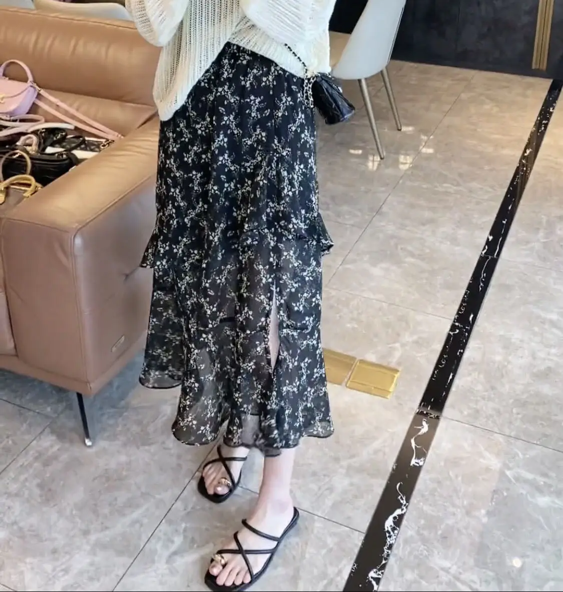 French Floral Ruffled Long Skirt Women 2023 Early Autumn Elegant High Waist Casual Commute Vintage Female Split Cake Skirt
French Floral Ruffled Long Skirt Women 2023 Early Autumn Elegant High Waist Casual Commute Vintage Female Split Cake Skirt