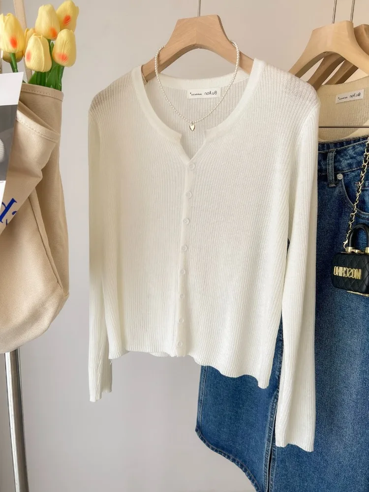 2025 Women's Long Sleeve Cardigan O neck Button Down Knit Lady Spring Summer Thin Single-breasted Coat Sweaters Luxury Knitwear
2025 Women's Long Sleeve Cardigan O neck Button Down Knit Lady Spring Summer Thin Single-breasted Coat Sweaters Luxury Knitwear
