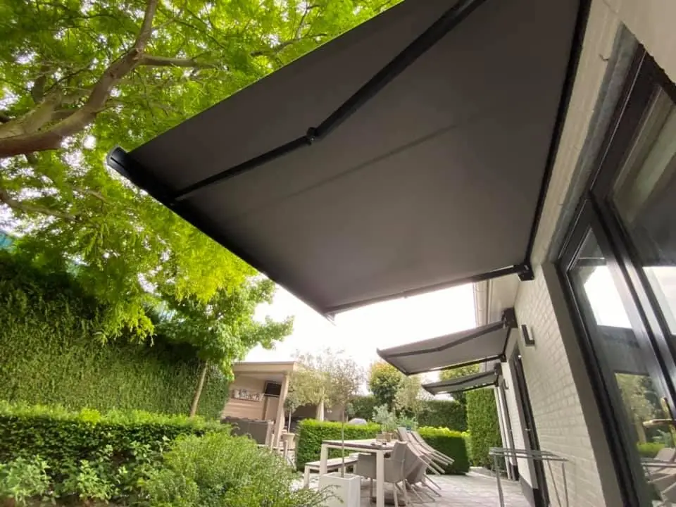 Full Cassette Retractable Awning with LED Light Balcony Garden Motorized Awning Remote Control Waterproof Roof Foldable Umbrella
Full Cassette Retractable Awning with LED Light Balcony Garden Motorized Awning Remote Control Waterproof Roof Foldable Umbrella