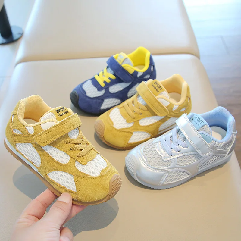 Children Spring Autumn Fashion Shoes Girls Korean Version Soft Soled Casual Shoes Boys Velcro Versatile Mesh Striped Sneakers
Children Spring Autumn Fashion Shoes Girls Korean Version Soft Soled Casual Shoes Boys Velcro Versatile Mesh Striped Sneakers