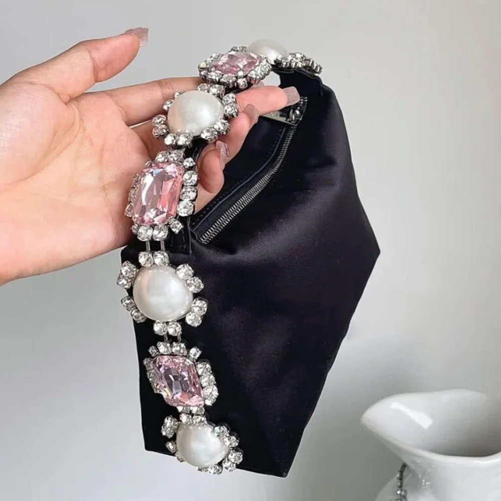 Women's Aesthetic Luxury Brand Diamond Encrusted Pearl Satin Lunch Box Handbag Small Mini Green Pink Evening Party Shoulder Bags
Women's Aesthetic Luxury Brand Diamond Encrusted Pearl Satin Lunch Box Handbag Small Mini Green Pink Evening Party Shoulder Bags