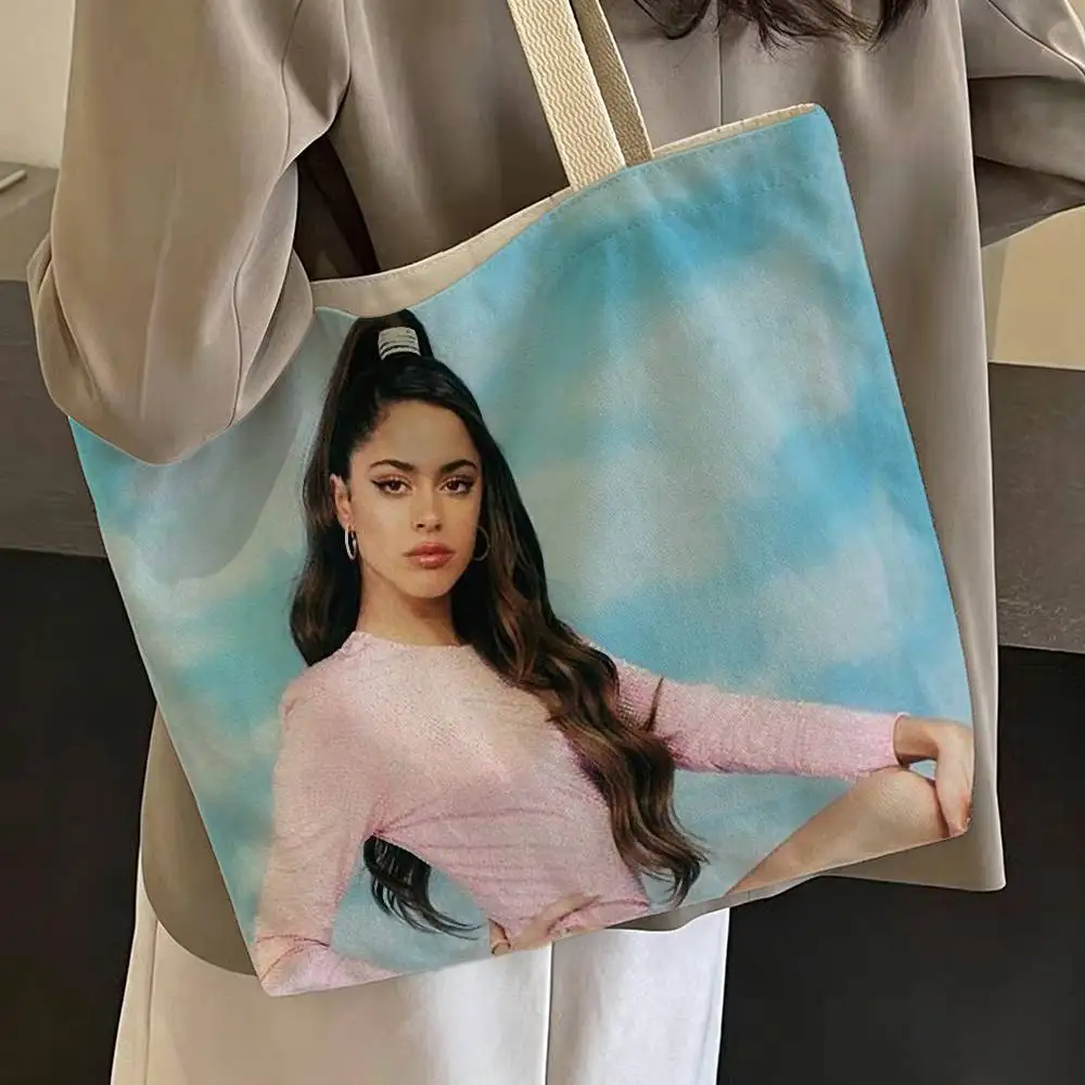 Singer Tini S-stoessel Print Canvas Tote Bag Handbag For Daily Shopping School Commute Casual Shoulder Bag
Singer Tini S-stoessel Print Canvas Tote Bag Handbag For Daily Shopping School Commute Casual Shoulder Bag