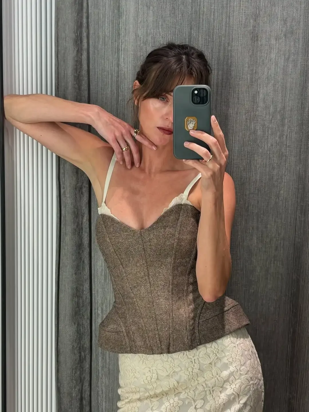 Spaghetti Strap Women Corset Top Female Panelled V-neck Sleeveless Backless Slim Fishbone Blouse Lady Party Evening Tops
Spaghetti Strap Women Corset Top Female Panelled V-neck Sleeveless Backless Slim Fishbone Blouse Lady Party Evening Tops