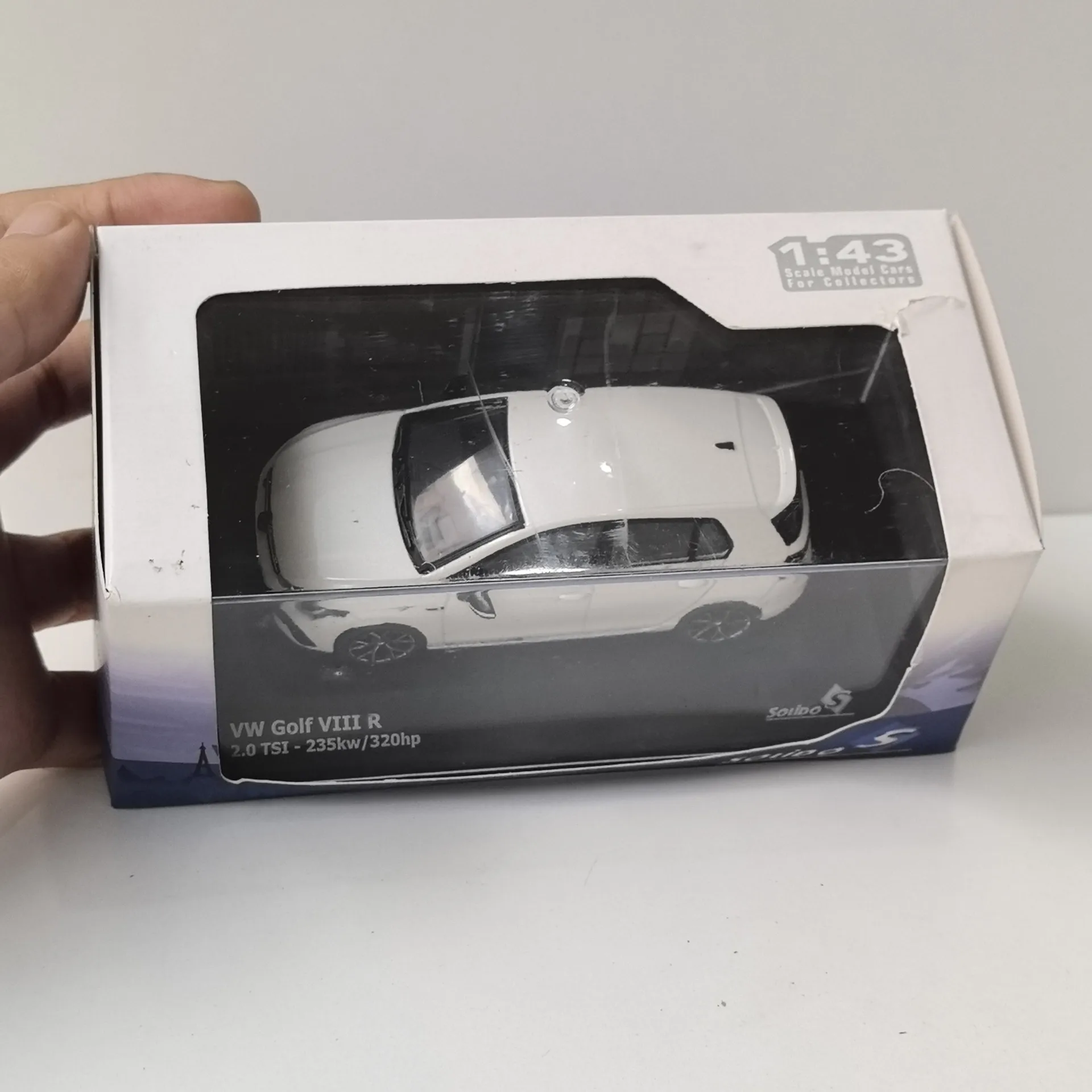 Коробка с треснувшими под давлением SOLIDO масштаб 1/343 VW GOLF VIII R модель автомобиля из сплава Коллекционная игрушка в подарок сувенир дисплей орнамент
Коробка с треснувшими под давлением SOLIDO масштаб 1/343 VW GOLF VIII R модель автомобиля из сплава Коллекционная игрушка в подарок сувенир дисплей орнамент
