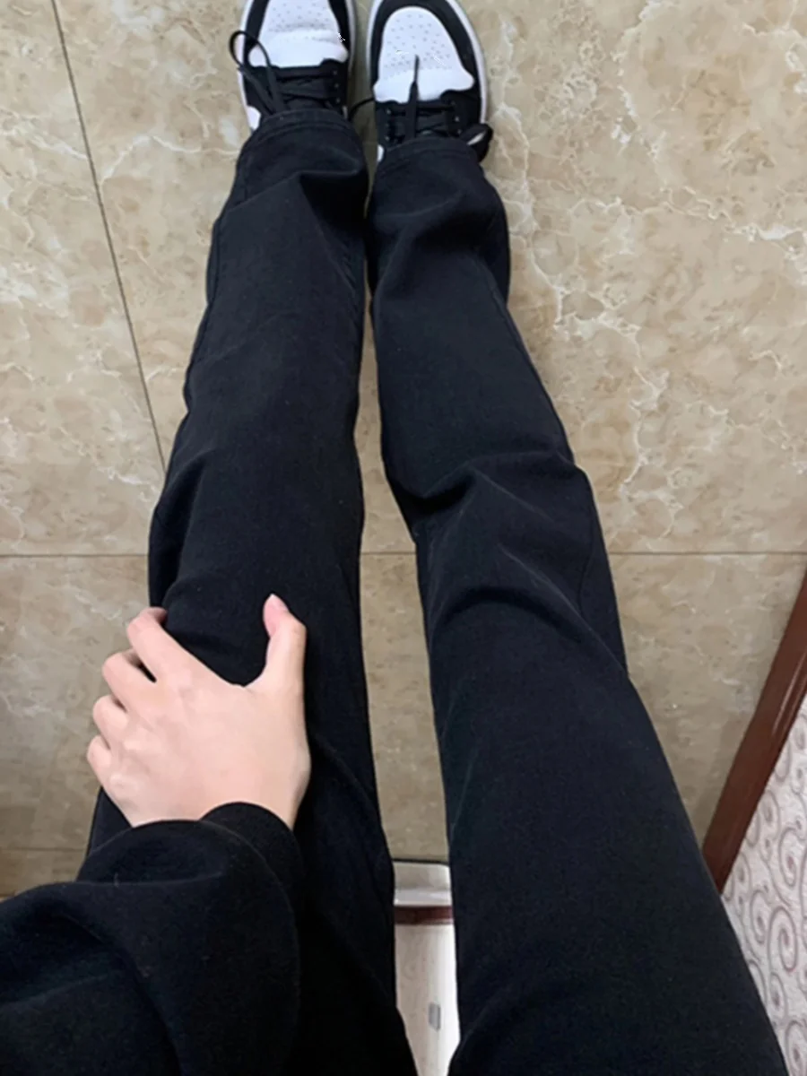 Облегающие прямые джинсы, женские джинсы с высокой талией, черные, с эластичной резинкой на талии, весенняя новинка, одежда больших размеров, повседневные брюки
Облегающие прямые джинсы, женские джинсы с высокой талией, черные, с эластичной резинкой на талии, весенняя новинка, одежда больших размеров, повседневные брюки