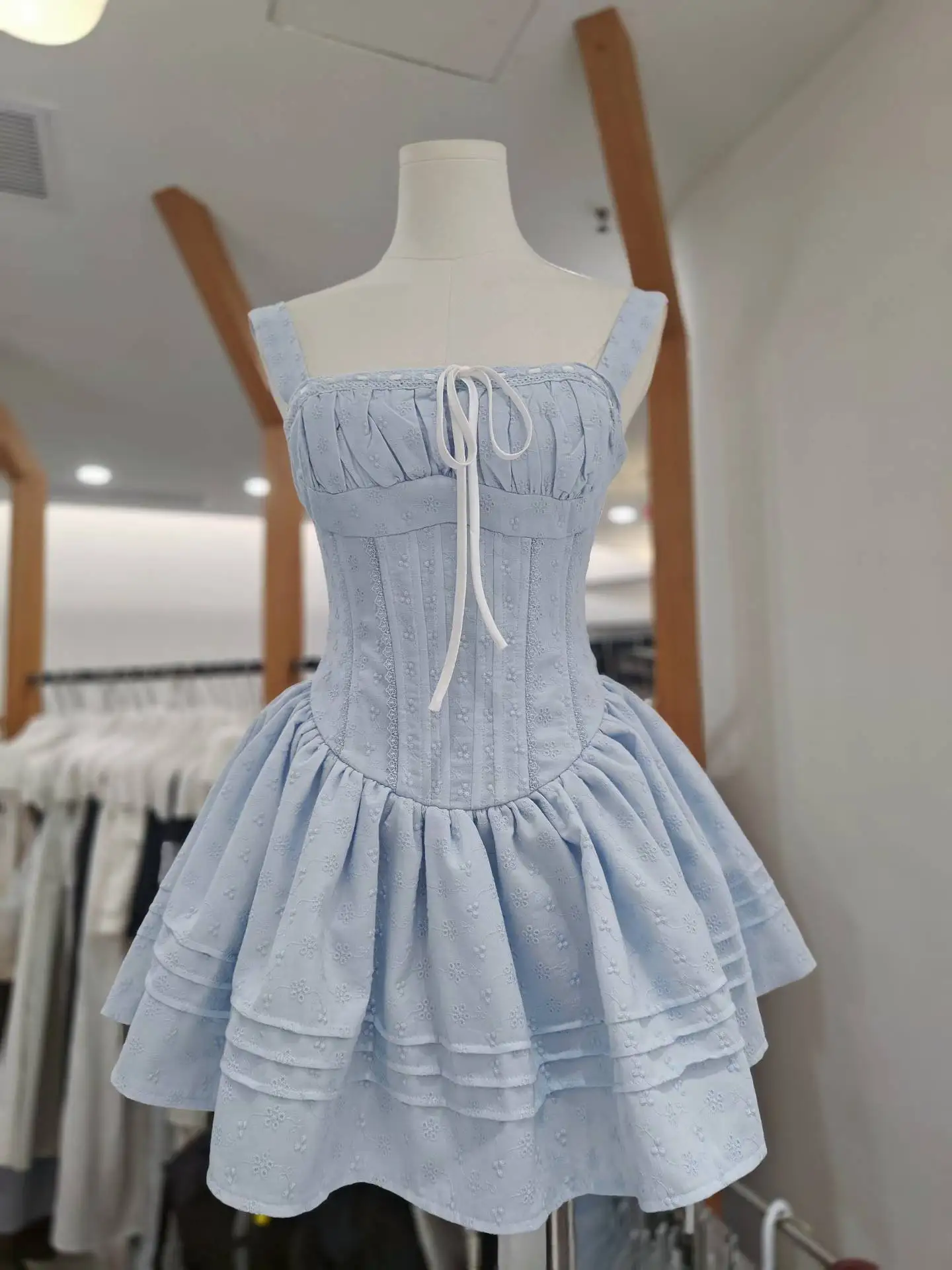 Luxury Party Dress for Women Sexy Square Collar Lace Up Draped Mini Summer Homecoming Dresses A Line High Quality Party Gowns
Luxury Party Dress for Women Sexy Square Collar Lace Up Draped Mini Summer Homecoming Dresses A Line High Quality Party Gowns