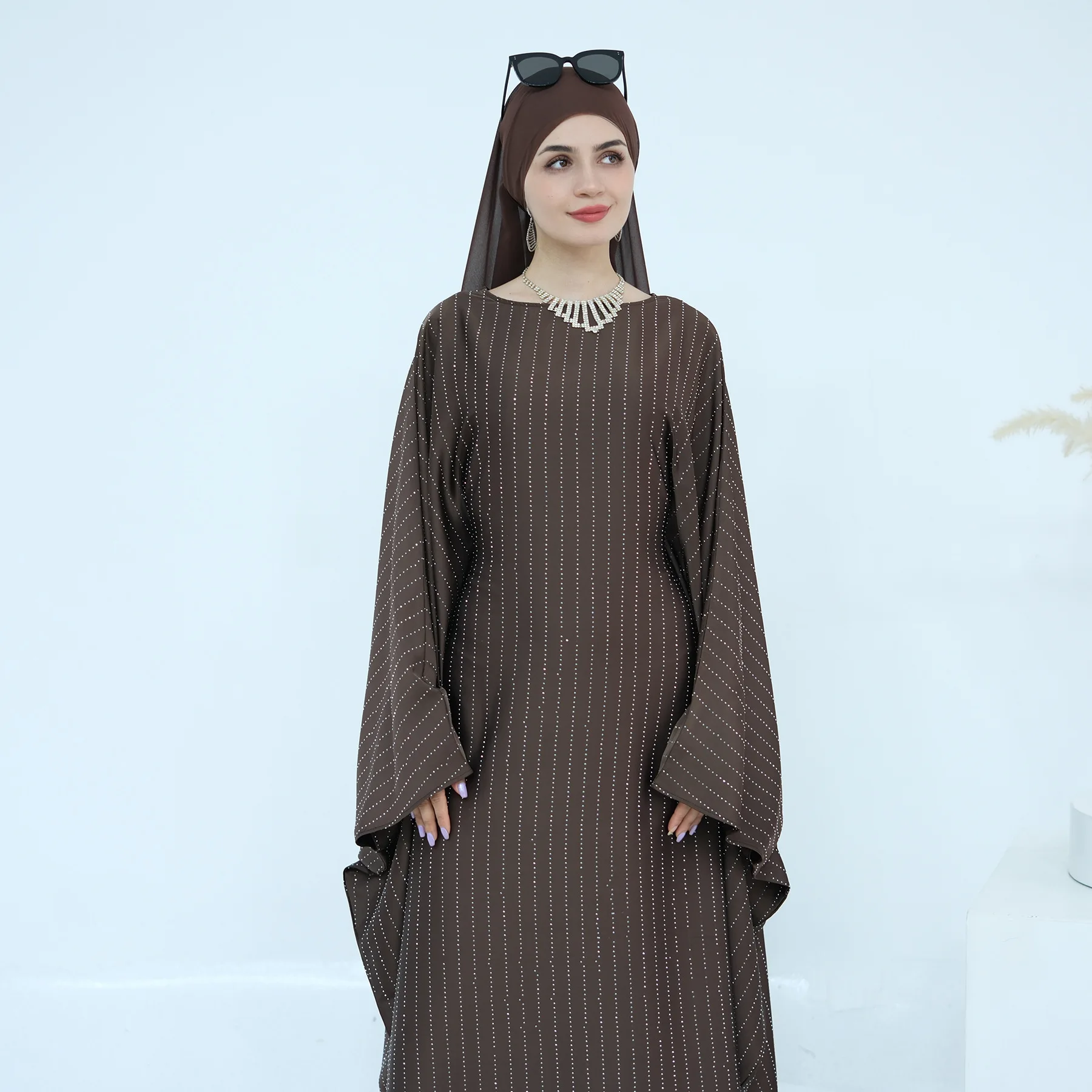 Muslim Women Maxi Dress Diamonds Abaya Dubai Luxury Evening Gown Kaftan Turkey Caftan Marocain Femme Robe Islam Jalabiya Kebaya
Muslim Women Maxi Dress Diamonds Abaya Dubai Luxury Evening Gown Kaftan Turkey Caftan Marocain Femme Robe Islam Jalabiya Kebaya