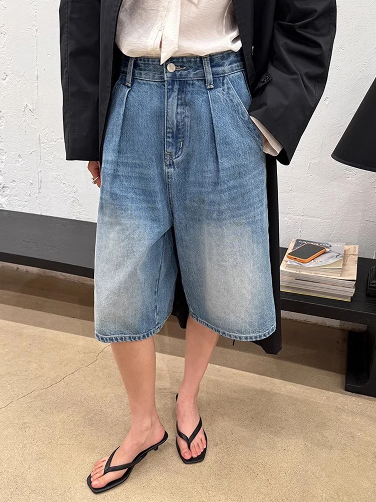 Vintage Washed Women's Denim Wide Leg Shorts New Summer Loose High Waist Blue Casual Straight Half Pants Female
Vintage Washed Women's Denim Wide Leg Shorts New Summer Loose High Waist Blue Casual Straight Half Pants Female