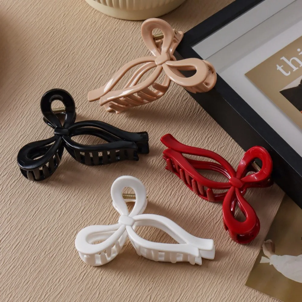 Trendy Soft Unsnappable Claw Clip Flexible Comfortable Ponytail Hairpins Lightweight Shark Clip for Thick or Fine Hair
Trendy Soft Unsnappable Claw Clip Flexible Comfortable Ponytail Hairpins Lightweight Shark Clip for Thick or Fine Hair