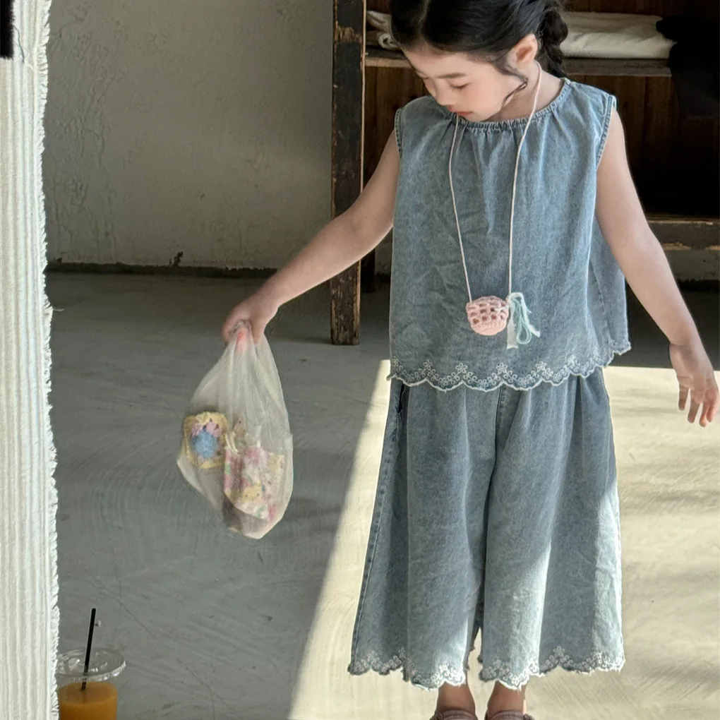 Children's Denim Clothing Sets Baby Girls Blue Sleeveless Vest + Jeans Pants 2pcs Outfits Girls Clothes Kids Two Piece Clothes
Children's Denim Clothing Sets Baby Girls Blue Sleeveless Vest + Jeans Pants 2pcs Outfits Girls Clothes Kids Two Piece Clothes