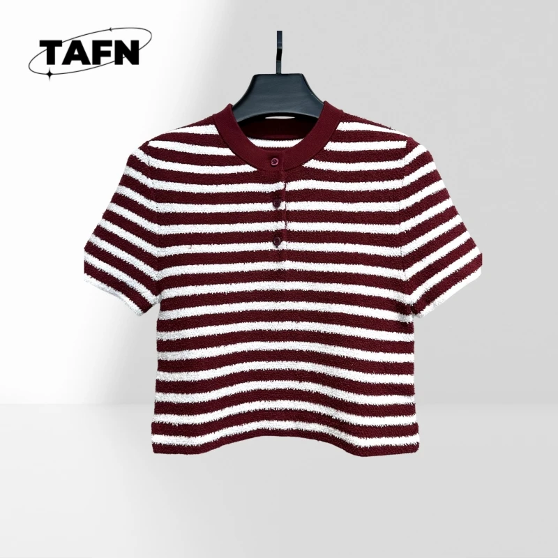 Beautiful, Simple, Comfortable and All-Matching Customizable T-Shirt | Add Your Own Message | Personalized Gift AE0309
Beautiful, Simple, Comfortable and All-Matching Customizable T-Shirt | Add Your Own Message | Personalized Gift AE0309