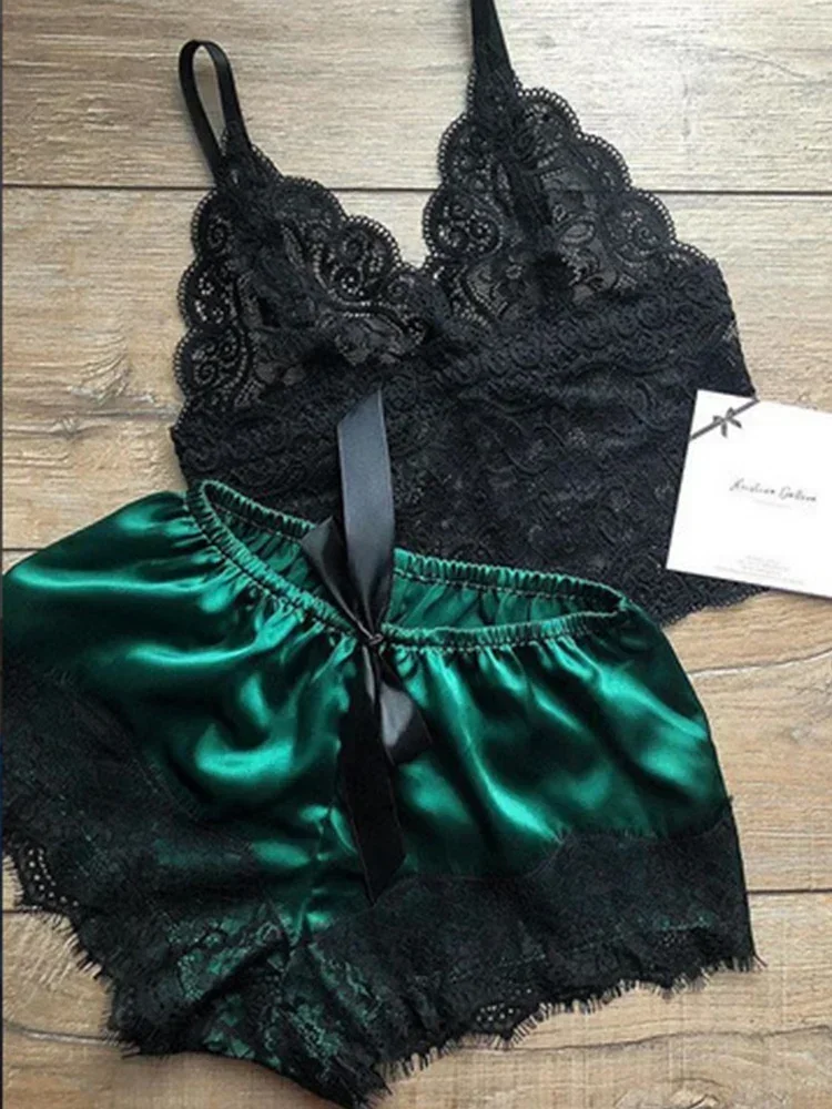 2 Pieces Pajamas Set for Women Sleepwear Sexy Lingerie Lace Silk Crop Tops and Shorts Sets Casual Nightwear Pijamas
2 Pieces Pajamas Set for Women Sleepwear Sexy Lingerie Lace Silk Crop Tops and Shorts Sets Casual Nightwear Pijamas