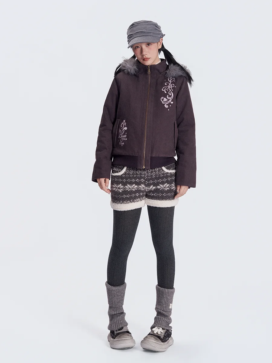 Autumn Winter Floral Embroidery Cotton Jaet Women's Straight Leg Coat Fur Collar Zipper Closure Long Sve Hooded Coat
Autumn Winter Floral Embroidery Cotton Jaet Women's Straight Leg Coat Fur Collar Zipper Closure Long Sve Hooded Coat