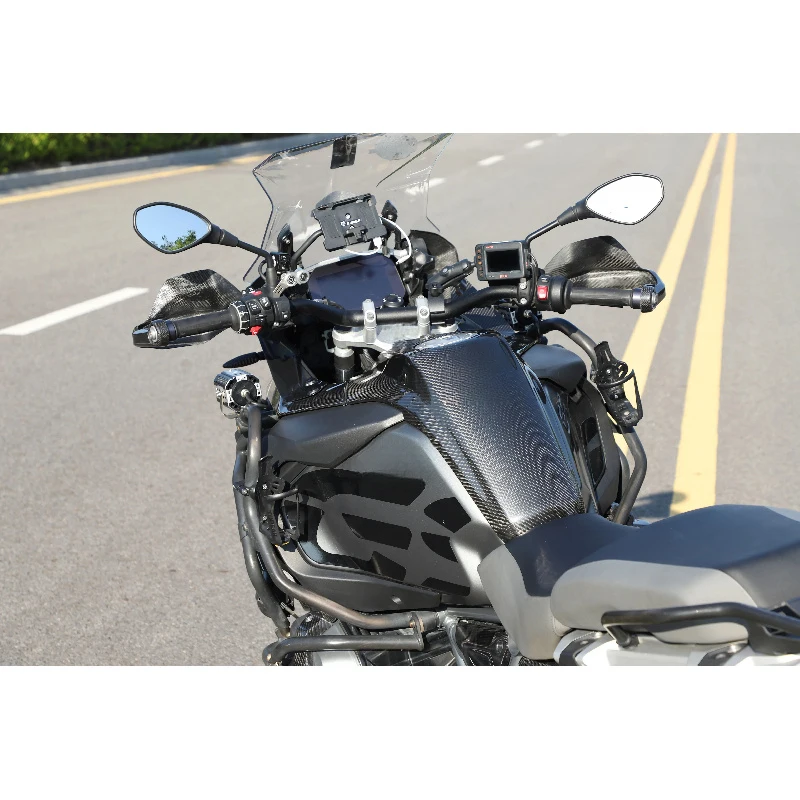 Hot selling Dry Carbon Fiber Tank Cover
Hot selling Dry Carbon Fiber Tank Cover