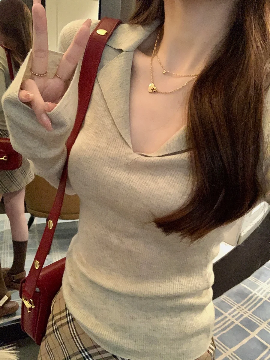 MUKOK Ideal Small ence V-ne Wool Knitted irt Spring New Sle Slimming Versatile Base Layer irt Commute Sle Pure ...
MUKOK Ideal Small ence V-ne Wool Knitted irt Spring New Sle Slimming Versatile Base Layer irt Commute Sle Pure ...