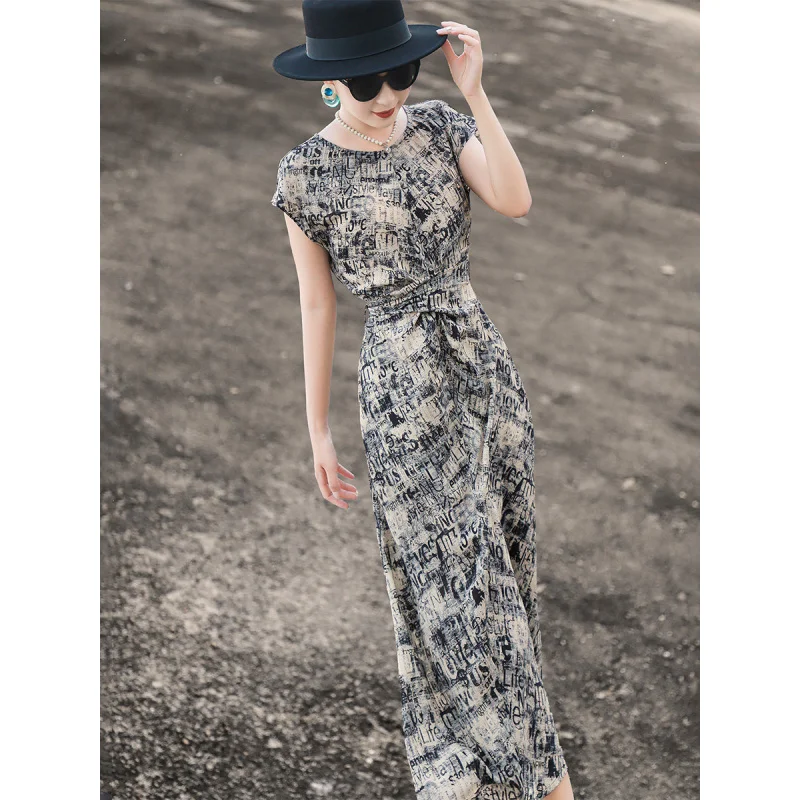 MEXCOCO 2026 New Summer Vintage Round Neck Cap Sleeve Printed Chiffon Tie Waist Slim Maxi Elegant Long Dress
MEXCOCO 2026 New Summer Vintage Round Neck Cap Sleeve Printed Chiffon Tie Waist Slim Maxi Elegant Long Dress