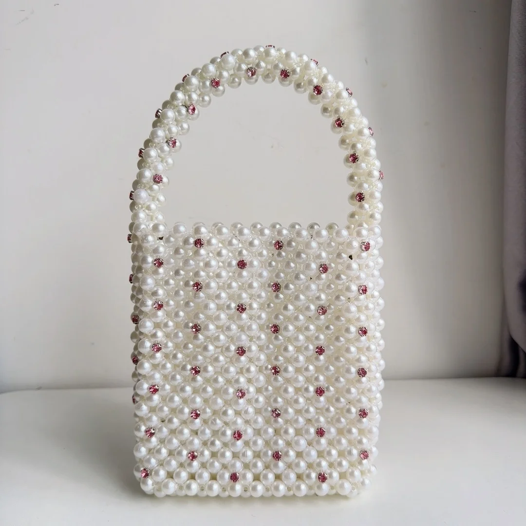 Designer Pearl bag Cute Beaded Totes Handbag Women Handmade Party Pearl Purse
Designer Pearl bag Cute Beaded Totes Handbag Women Handmade Party Pearl Purse