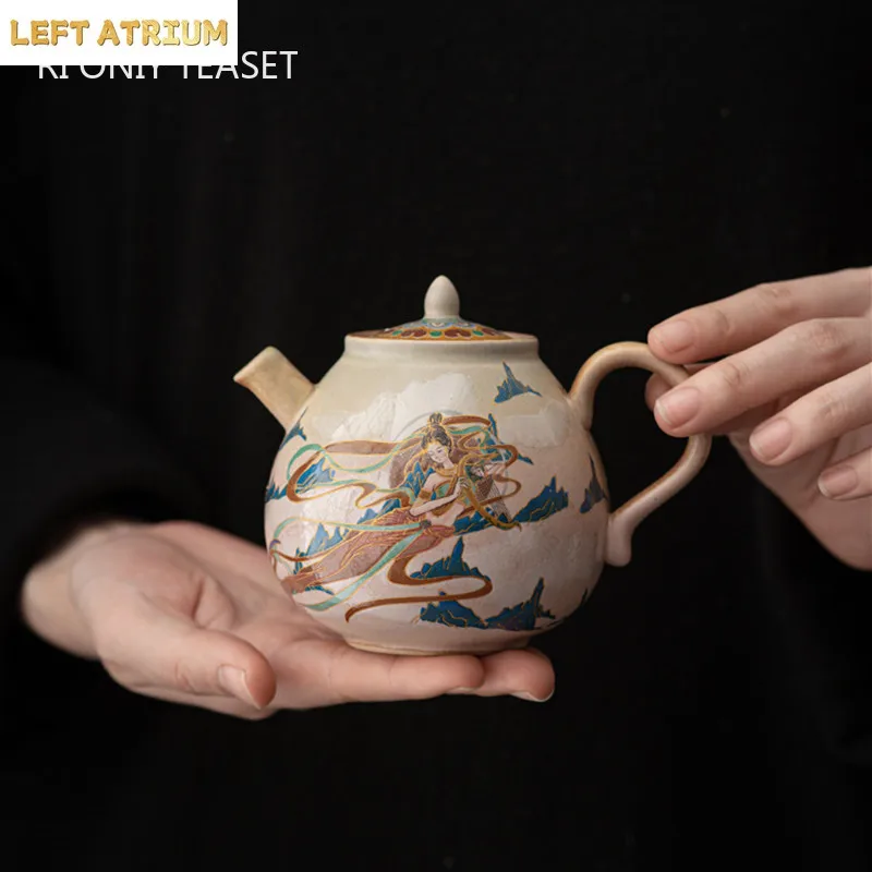Chinese Exquisite Ceramic Teapot Ball Hole Filter Hand-painted Tea Pot Beauty Tea Infuser Kettle Portable Handmade Tea Set
Chinese Exquisite Ceramic Teapot Ball Hole Filter Hand-painted Tea Pot Beauty Tea Infuser Kettle Portable Handmade Tea Set