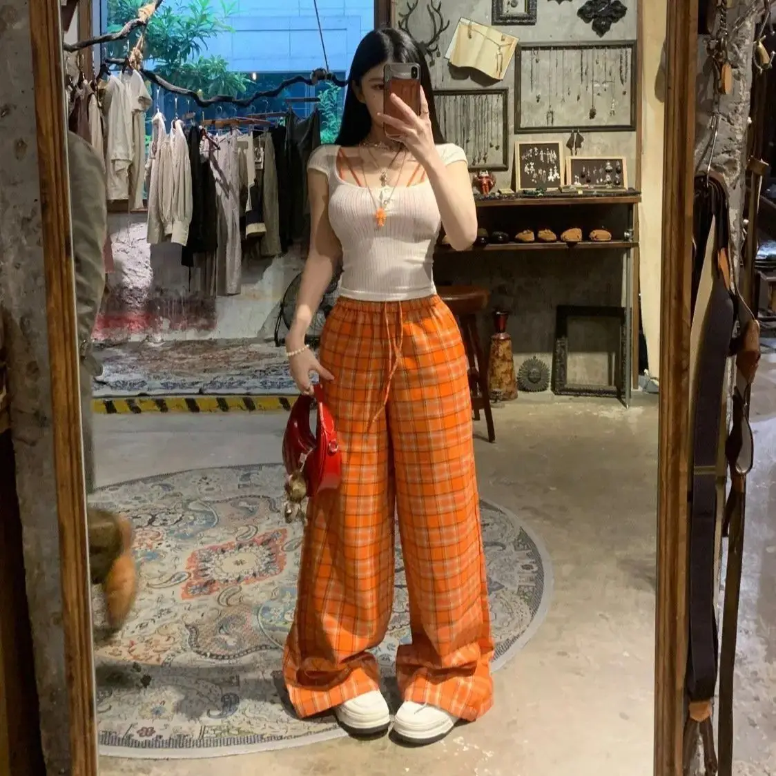 American Retro Orange Plaid Casual Wide-Leg Pants Women Spring New Niche Design Loose Floor Plaid Trousers
American Retro Orange Plaid Casual Wide-Leg Pants Women Spring New Niche Design Loose Floor Plaid Trousers