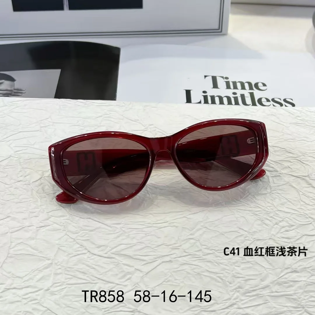 2025 Retro Cat-Eye Sunglasses Women - Korean Fashion Polarized UV400 Classic Shades Versatile Chic
2025 Retro Cat-Eye Sunglasses Women - Korean Fashion Polarized UV400 Classic Shades Versatile Chic
