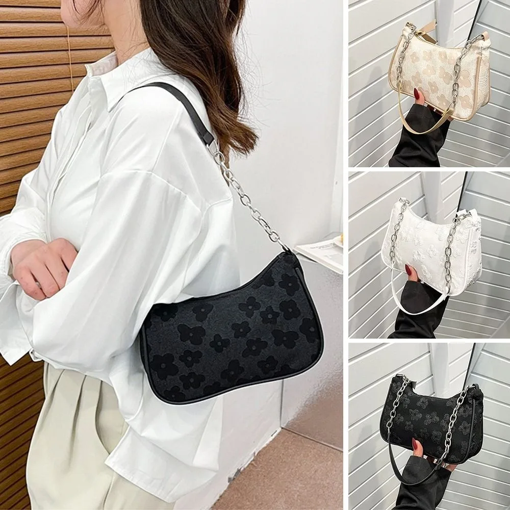 Fashion Chain Shoulder Bag Large Capacity Multifunctional Underarm Bag Embroidery Printed Portable Small Square Bag Women Girls
Fashion Chain Shoulder Bag Large Capacity Multifunctional Underarm Bag Embroidery Printed Portable Small Square Bag Women Girls