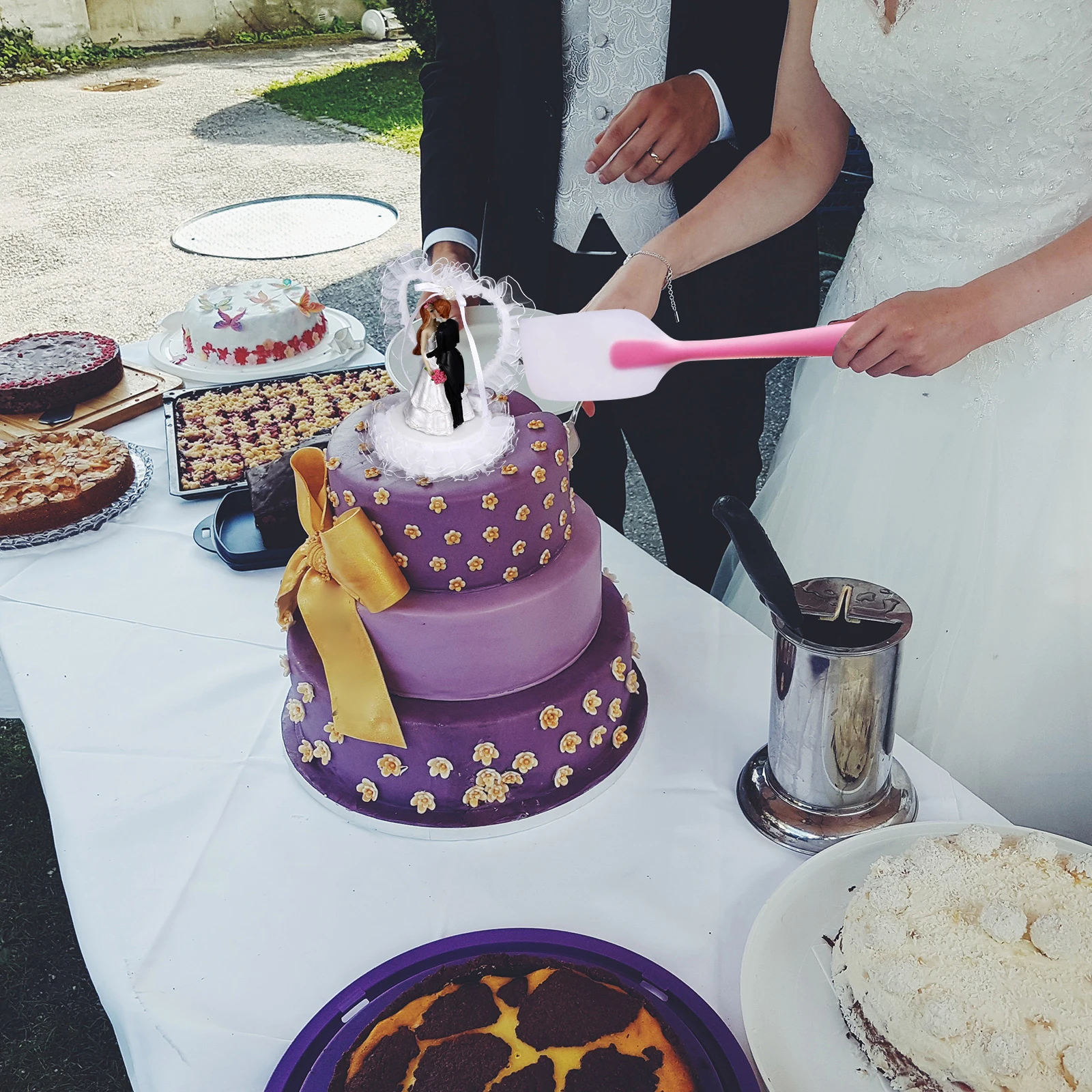 Bride Groom Cake Ornament Resin Hand-Painted Wedding Decor Dessert Table Adornment Couple For Marriage Party Decoration Home
Bride Groom Cake Ornament Resin Hand-Painted Wedding Decor Dessert Table Adornment Couple For Marriage Party Decoration Home