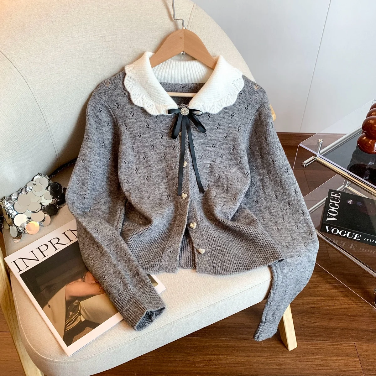Sweet Style Knitted Cardigan Women's Autumn Winter New Arrival Color Block Doll Collar Self-Kept Sweater Thickened Long Sleeve
Sweet Style Knitted Cardigan Women's Autumn Winter New Arrival Color Block Doll Collar Self-Kept Sweater Thickened Long Sleeve