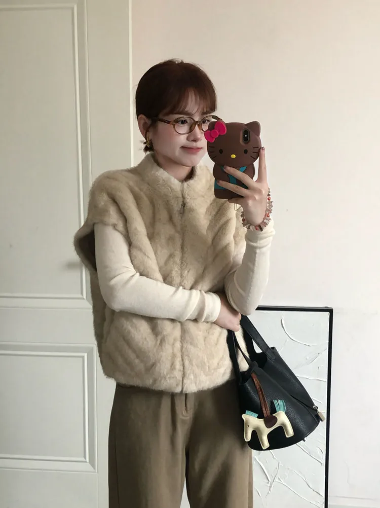 Eco-Friendly ort Fur Vest Women's Warm Outerwear Winter Faion Commute Sle Color Zipper Closure Thiened Jaet
Eco-Friendly ort Fur Vest Women's Warm Outerwear Winter Faion Commute Sle Color Zipper Closure Thiened Jaet