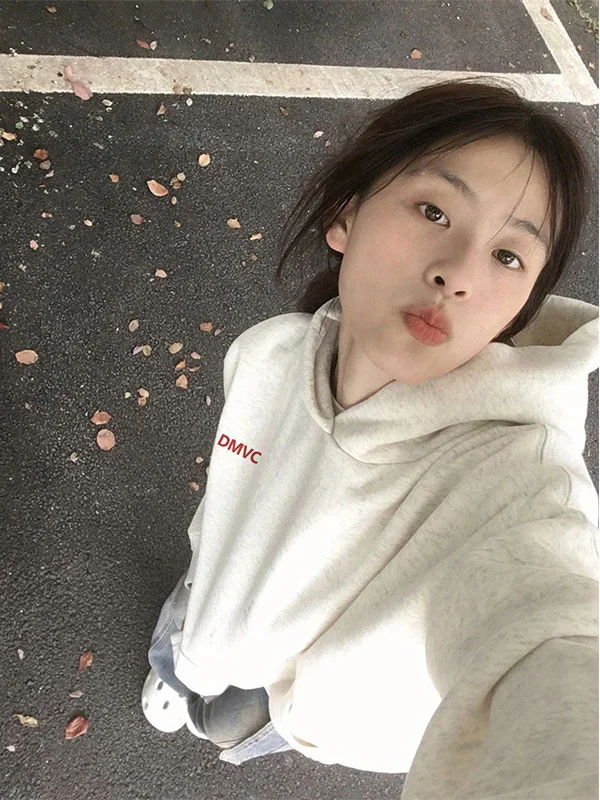 plus Size Hoodie Women's Thiened Fce Letter Print Loose Fit Autumn Winter Sweatirt Casual Comfortable Breathable Top
plus Size Hoodie Women's Thiened Fce Letter Print Loose Fit Autumn Winter Sweatirt Casual Comfortable Breathable Top